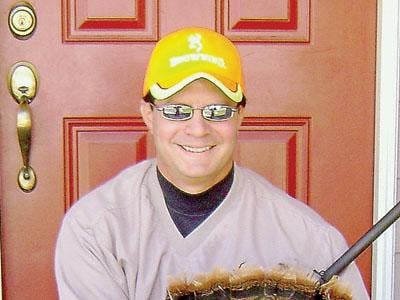 Whitetail deer hunting expert 