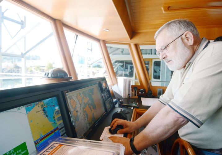 Class teaches safe chartplotting to boaters Northwest