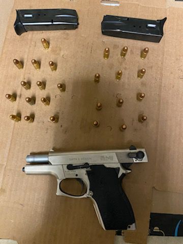 Loaded handgun Boise Airport