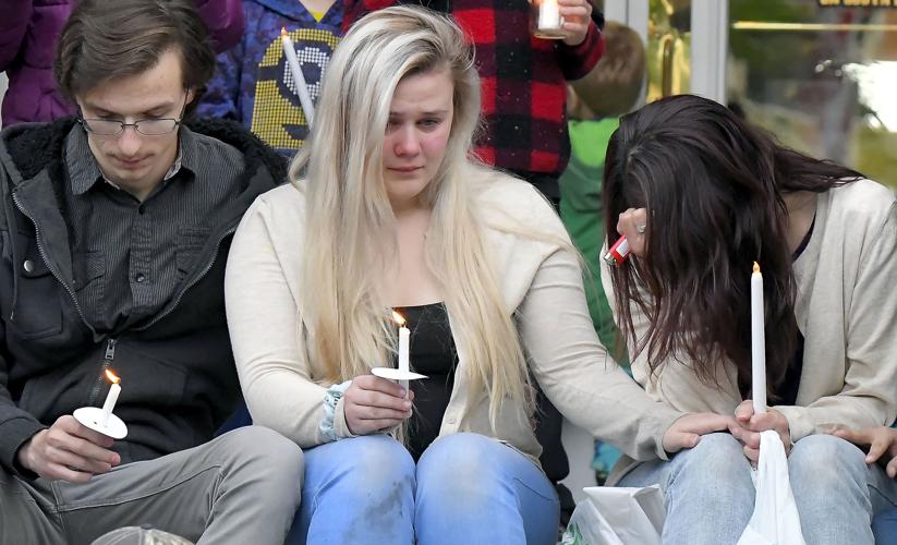 candle vigil 01