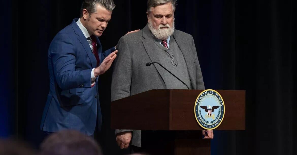 Hegseth invites controversial Idaho pastor and self-described Christian nationalist to lead Pentagon&rsquo;s monthly prayer meeting