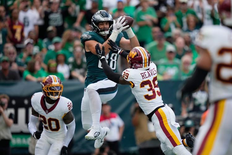 Top photos from the first Sunday of the NFL season