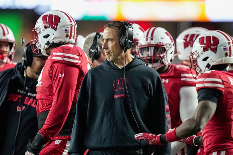Football Wisconsin Preview