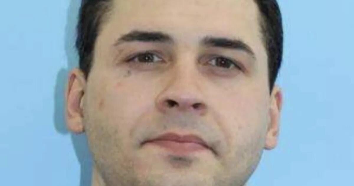 Intoxicated man arrested after using excavator to destroy new home ...