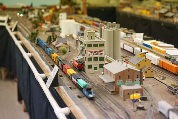 Model railroad file