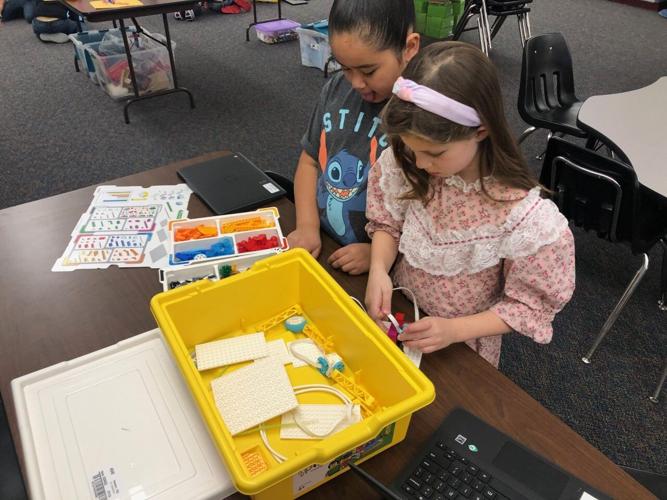 American Falls J R Simplot Elementary School receives STEM