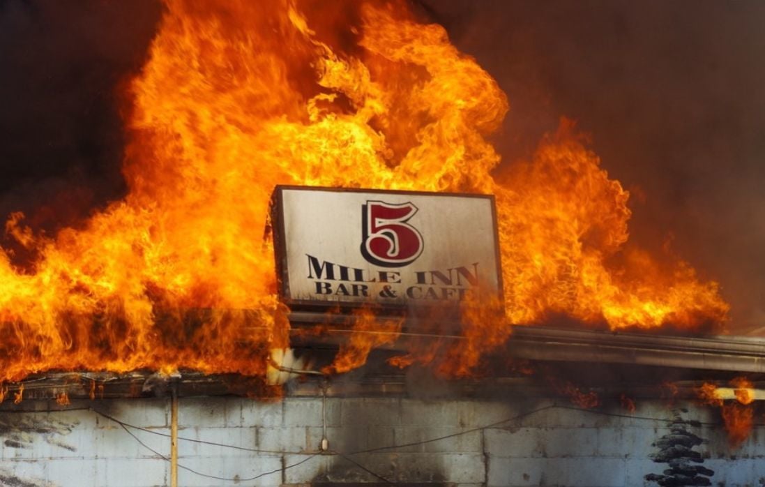 FIERY DAY: Chubbuck firefighters battle blazes that destroy bar, house |  Local | idahostatejournal.com