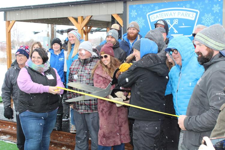 Gateway Parks ribbon cutting