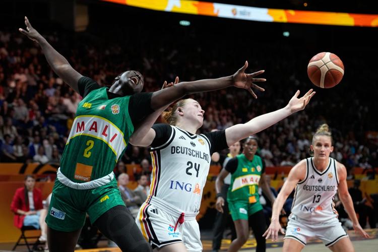 APTOPIX WCup Germany Mali Basketball