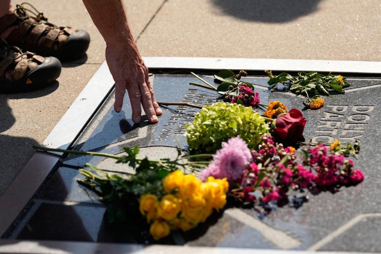 From Los Angeles to Nashville, fans remember Dolly Parton, in photos