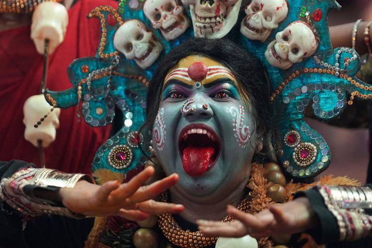 India celebrates the elephant-headed god Ganesha, in photos