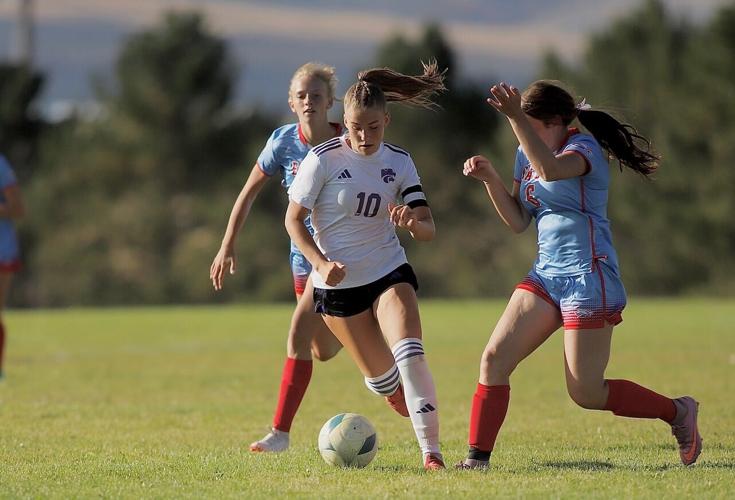 Snake River girls soccer