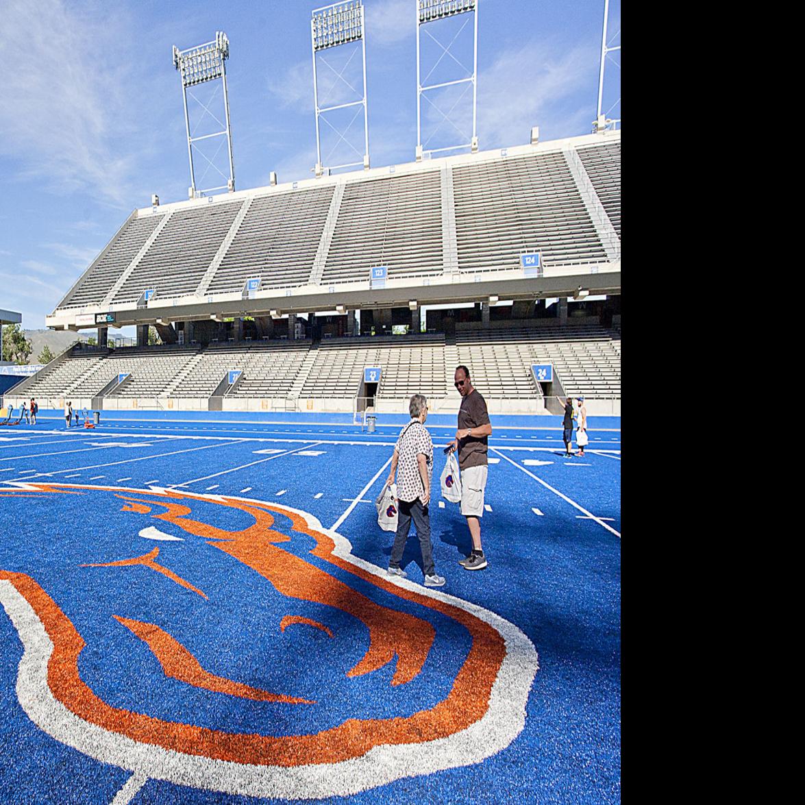Boise State Fans Flock To Albertsons Stadium To See New Blue Turf