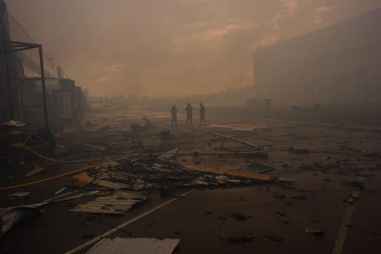 Round-the-clock Russian attacks disrupt daily life and exhaust Kyiv residents, in photos