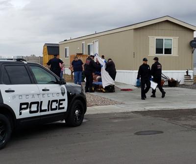 Police Man Stabbed By Sister At Local Mobile Home Park Local Idahostatejournal Com