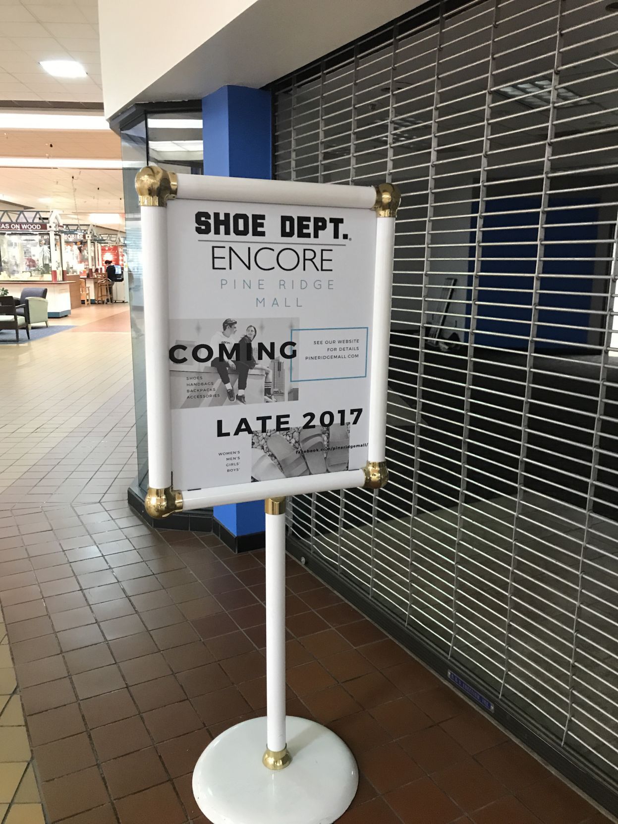 New store coming to Pine Ridge Mall 