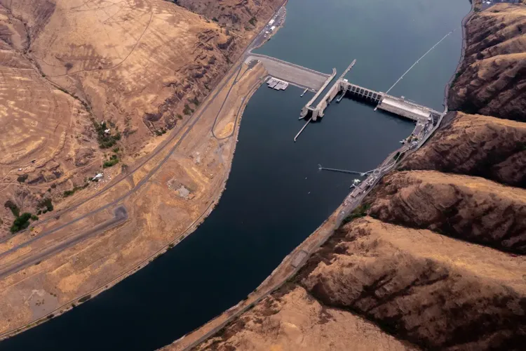 The Lower Granite Lock and Dam