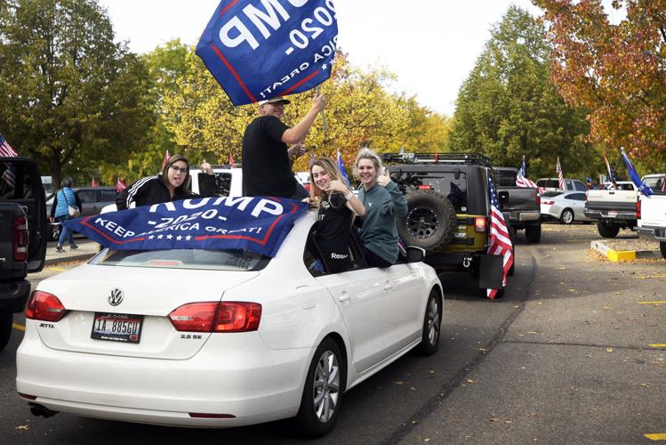 Trump Car Cruise04.JPG