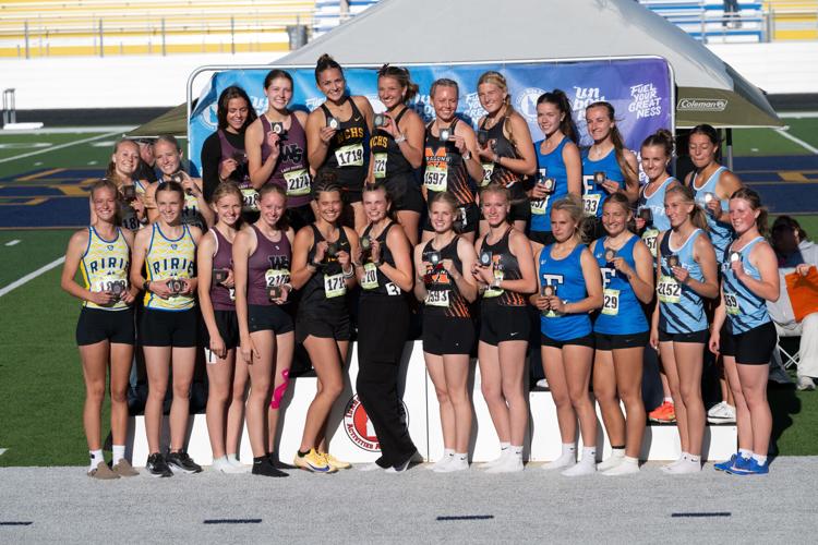 Westsjde 4X400 Womens Team finishes 3rd at State.jpg