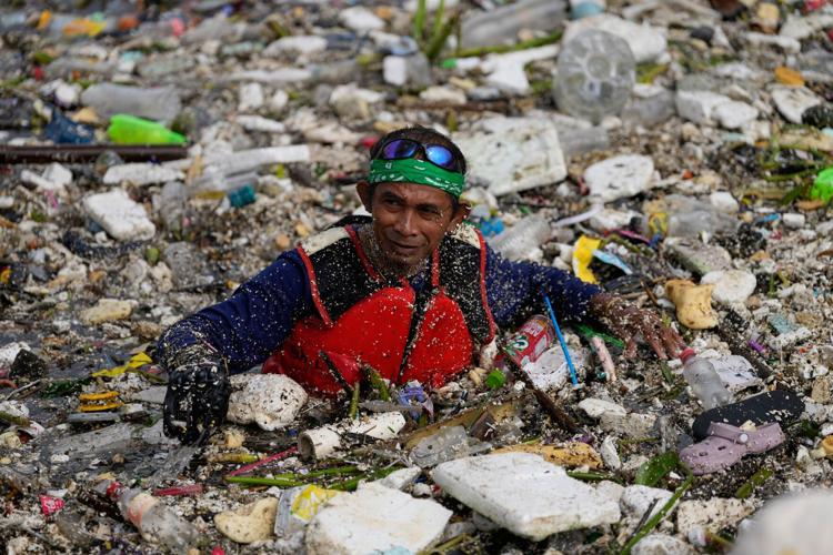 Major global news moments of August, in AP photos