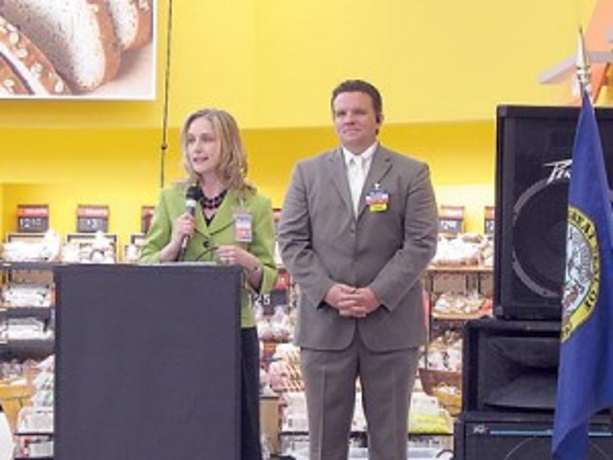 Wal Mart Marks Completion Of Renovation Project At Local Store
