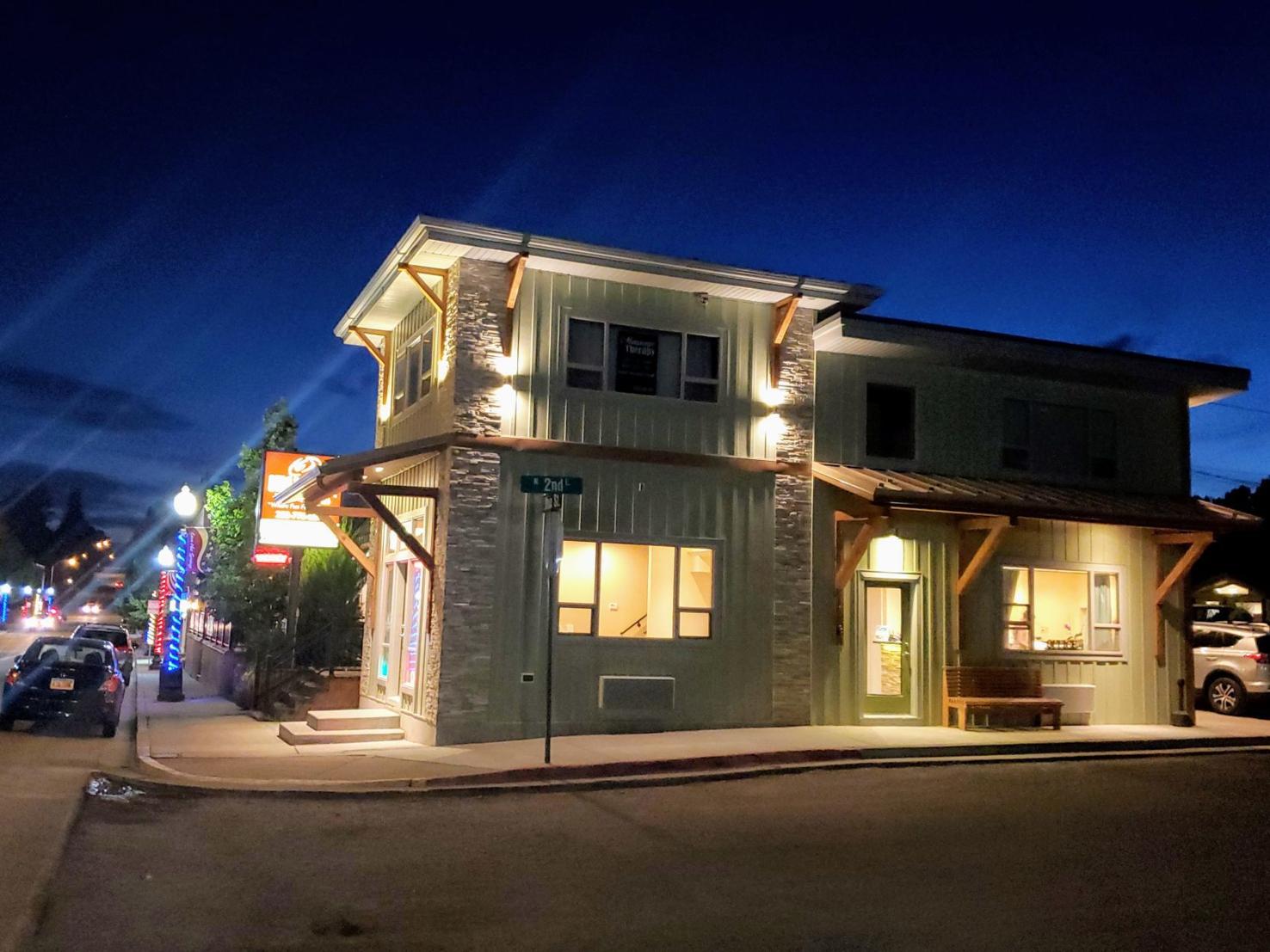 Lava Hot Springs hotel and spa offering free night's stay for truck