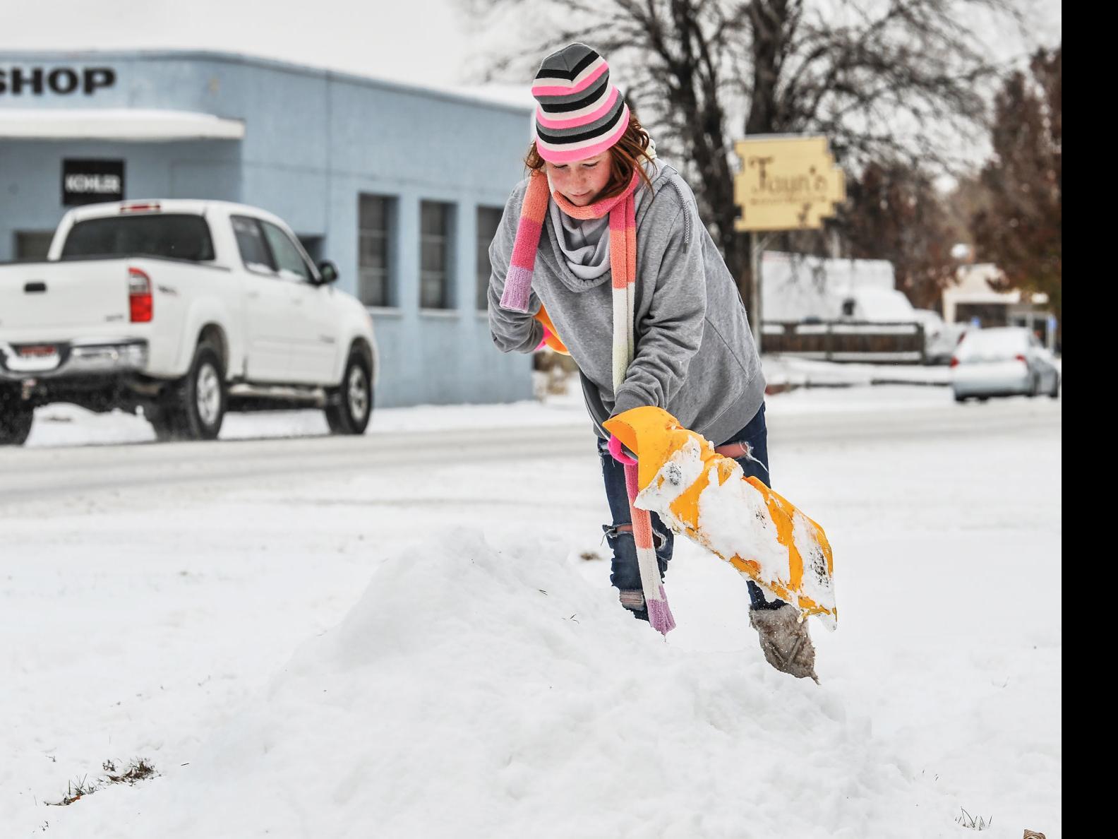 Winter In October Snowstorm Shuts Down I 86 Closes Schools