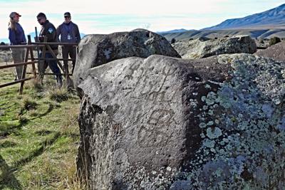 Indian Rocks petroglyphs get two new signs