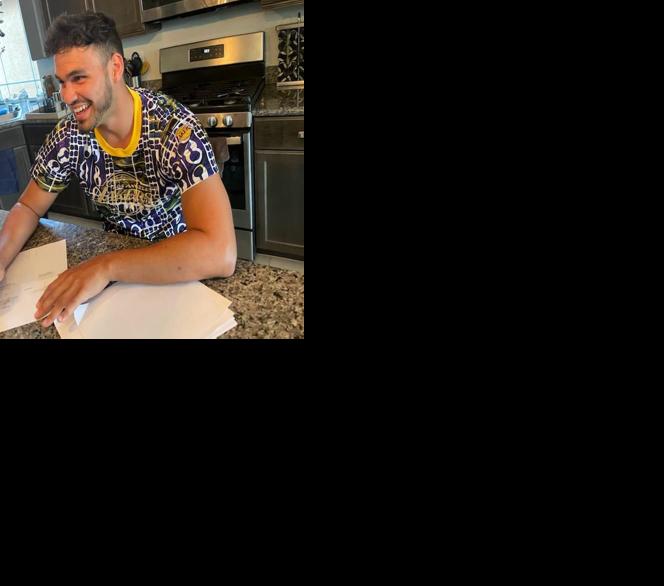 Stefan Gonzalez contract