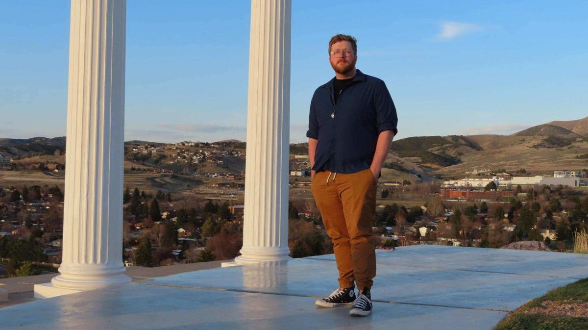 ISU student whose grandfather helped install famous Red Hill pillars to