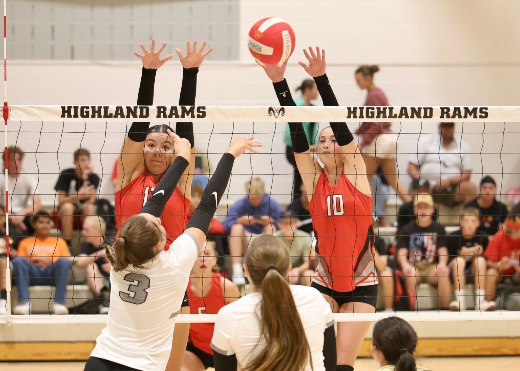 PREP ROUNDUP Highland volleyball gets new era started with third place