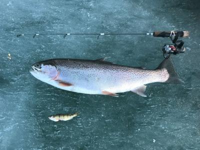 Ice Fishing in BC, a Fun Family Pastime! « Fishing with Rod Blog