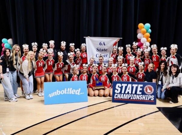 2026 Highland High School state championship cheerleading team.