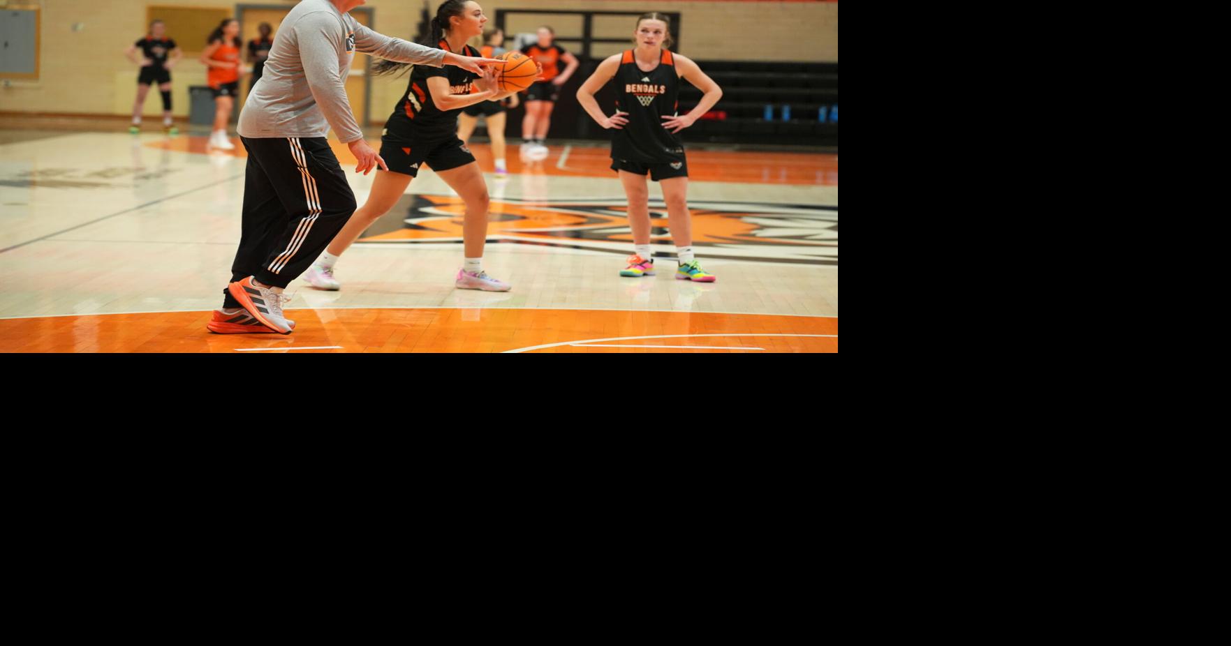 Sobolewski sees long-term promise in new-look ISU women