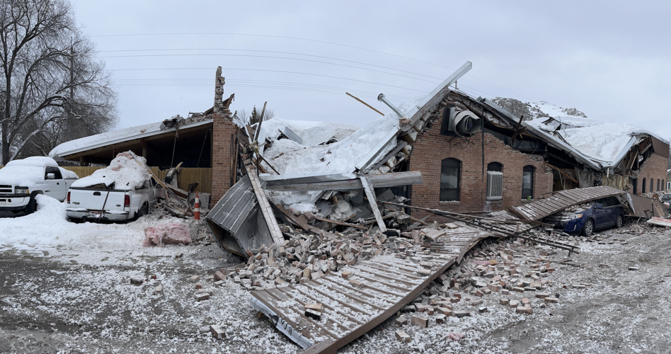 'IT'S A MIRACLE' Only one person suffers minor injuries when roof collapses at Blue Moon Bar in