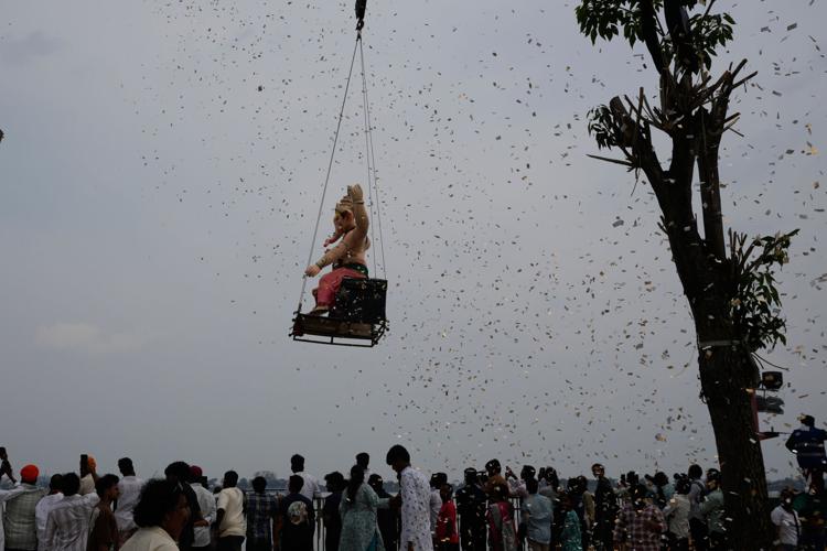 India celebrates the elephant-headed god Ganesha, in photos