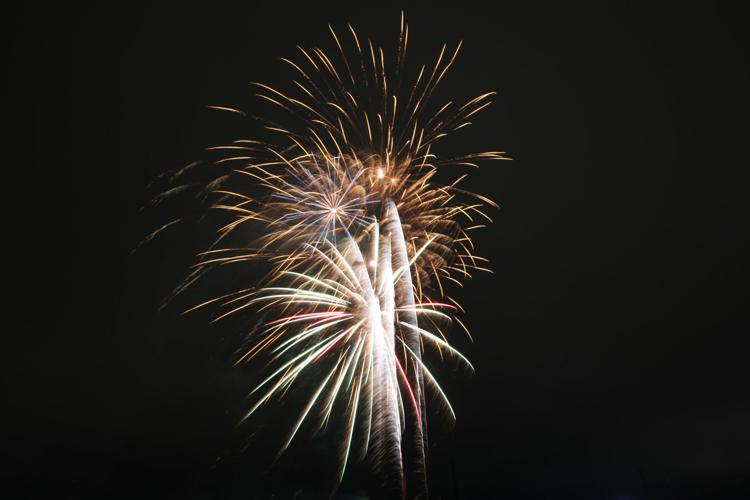 Photos of Christmas in the Night Time Skies in Pocatello Freeaccess