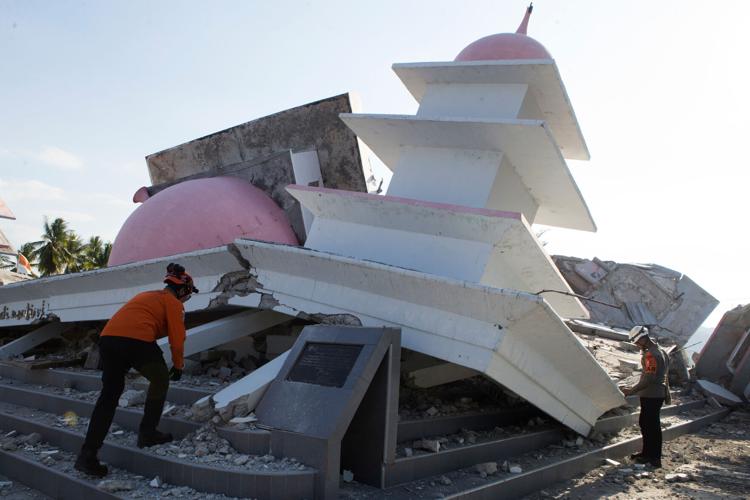 Major global news moments of August, in AP photos