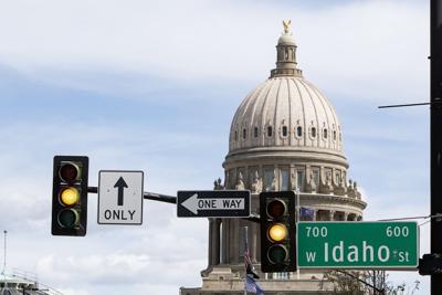 Capitol Building (yellow light) (copy)
