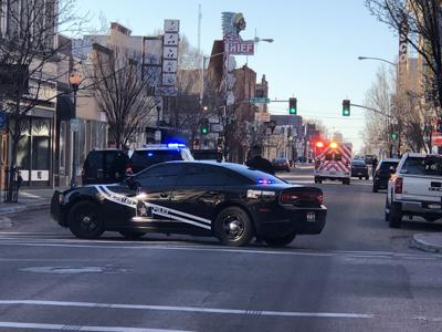 Man threatens to commit suicide by cop