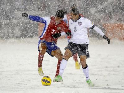  USA Men's National Team : Sports & Outdoors