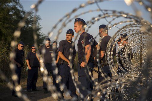 APTOPIX Hungary Migrants