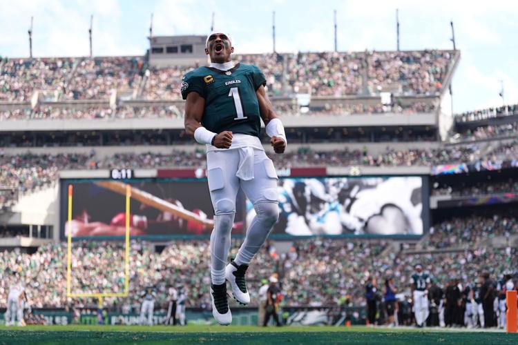 Top photos from the first Sunday of the NFL season