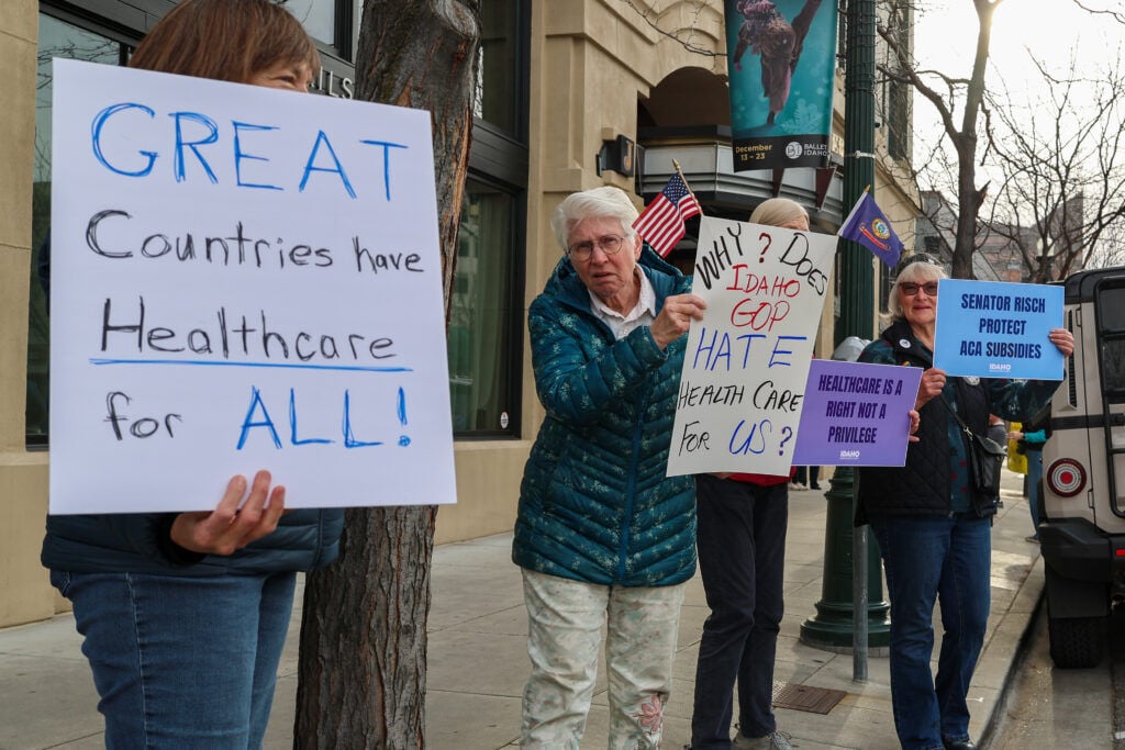 idahostatejournal.com - KYLE PFANNENSTIEL
Idaho Capital Sun - After health insurance subsidies end, 30,000 Idahoans will be uninsured, government report says