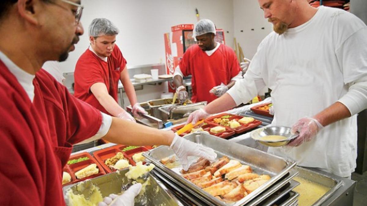 Thanksgiving Meal Aims To Brighten Day For Jail Prisoners Members Idahostatejournal Com Thanksgiving Meal Aims To Brighten Day For Jail Prisoners Members Idahostatejournal Com