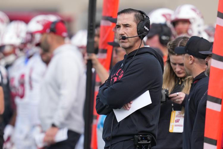 Football Wisconsin Preview