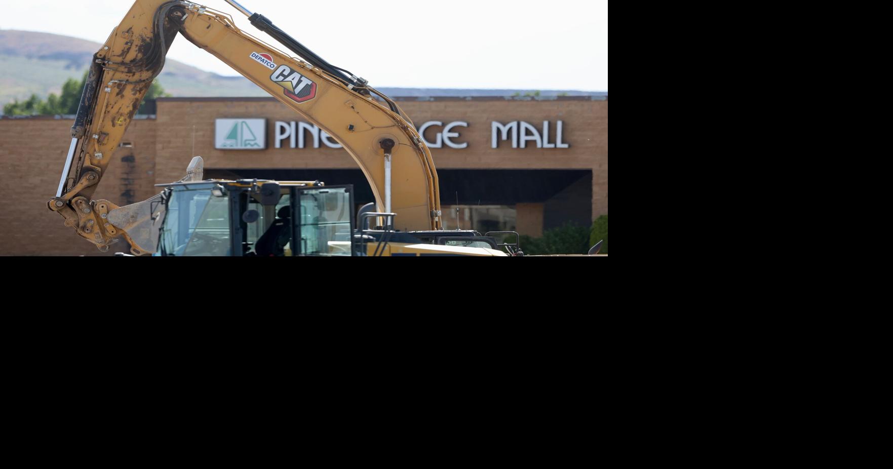 Photos of the demolition of the Pine Ridge Mall in Chubbuck | Local ...