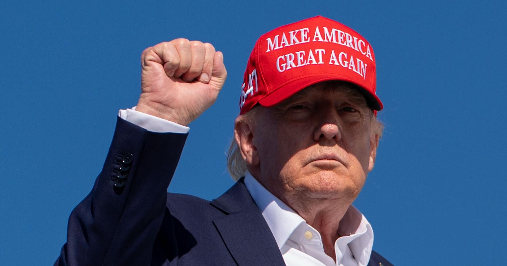 Trump doesnt have the power to limit mail - in voting , lawmakers tell US Supreme Court | Local