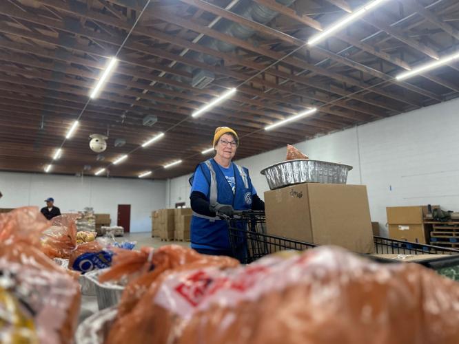 St. Vincent de Paul Thanksgiving Food Box volunteer