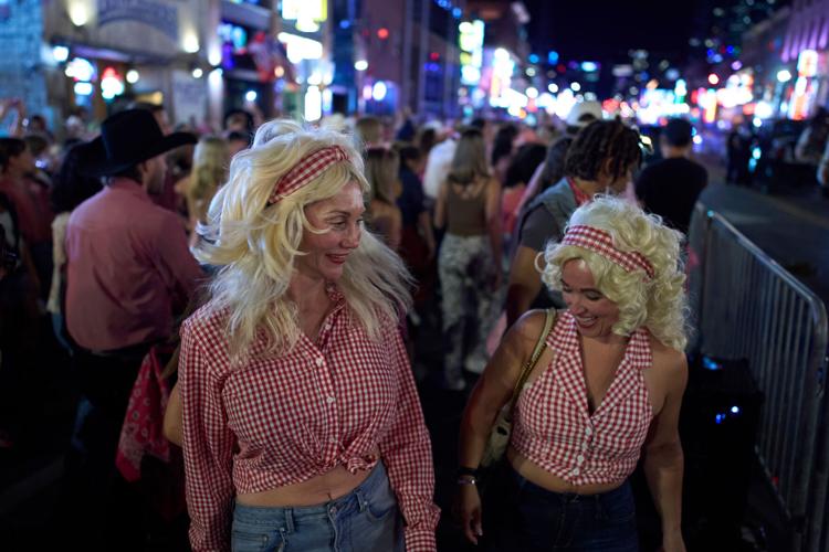 Dolly Parton 925